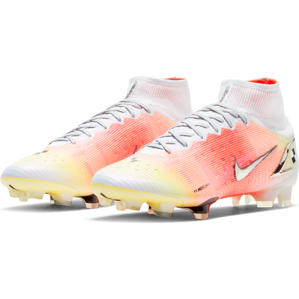 Nike mercurial superfly 4 size 8 hotsell