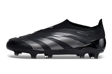 Carregar imagem no visualizador da galeria, Chuteira de Campo ADIDAS Predator Elite LL FG Black Pack
