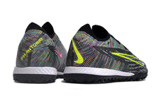 Carregar imagem no visualizador da galeria, Chuteira Nike React Phantom GX Elite DF Society Fusion

