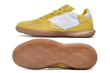 Carregar imagem no visualizador da galeria, Chuteira NIKE Street Gato Futsal Amarelo/Branco
