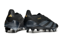 Carregar imagem no visualizador da galeria, Chuteira Campo ADIDAS Predator Elite SG Solar Black Pack
