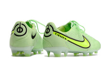 Carregar imagem no visualizador da galeria, Chuteira de Campo NIKE Tiempo Legend 9 Elite FG Verde
