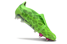 Carregar imagem no visualizador da galeria, Chuteira Campo ADIDAS Predator Elite Tongue SG Generation Pred
