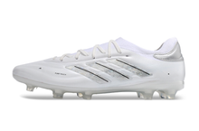 Carregar imagem no visualizador da galeria, Chuteira de Campo ADIDAS Copa Pure 2 Elite+ FG Pearlised
