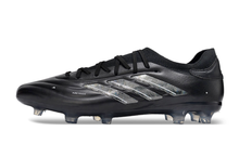 Carregar imagem no visualizador da galeria, Chuteira de Campo ADIDAS Copa Pure 2 Elite+ FG Black Pack
