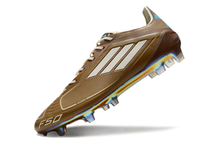 Carregar imagem no visualizador da galeria, Chuteira de Campo ADIDAS F50 Elite FG Messi Triunfo Marrom
