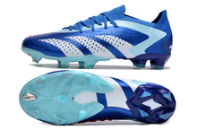 Carregar imagem no visualizador da galeria, Chuteira de Campo ADIDAS Predator Accuracy.1 Low FG
