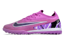 Carregar imagem no visualizador da galeria, Chuteira Nike React Phantom GX Elite Society Thunder
