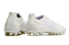 Carregar imagem no visualizador da galeria, Chuteira de Campo ADIDAS Copa Pure.1 FG Branco
