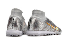 Carregar imagem no visualizador da galeria, Chuteira NIKE Air Zoom Mercurial Superfly 9 Elite Society XXV Prata/Dourado
