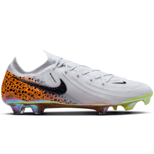 Carregar imagem no visualizador da galeria, Nike Phantom GX 2 Elite FG - Pacote Elétrico
