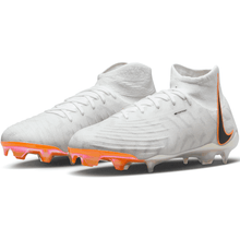 Carregar imagem no visualizador da galeria, Chuteira Nike Phantom Luna Elite FG - United Pack
