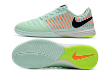 Carregar imagem no visualizador da galeria, Chuteira NIKE Lunar Gato II Futsal Verde/Preto
