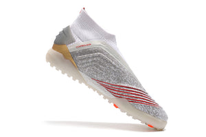 CHUTEIRA ADIDAS PREDATOR 19+ TF BRANCO/DOURADO/VERMELHO/PRETO