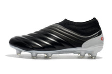 Carregar imagem no visualizador da galeria, CHUTEIRA ADIDAS COPA 19+ PRETO/BRANCO/VERMELHO
