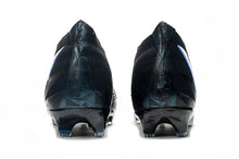 Carregar imagem no visualizador da galeria, Adidas Predator Edge Geometric.1
