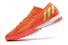 Carregar imagem no visualizador da galeria, ADIDAS Predator Edge.3 Society Diamond Edge
