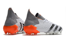 Carregar imagem no visualizador da galeria, ADIDAS Predator Freak.1 FG White Spark
