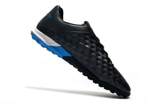 Carregar imagem no visualizador da galeria, CHUTEIRA NIKE TIEMPO LEGEND 8 PRO TF PRETO/AZUL
