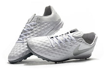 Carregar imagem no visualizador da galeria, CHUTEIRA NIKE TIEMPO LEGEND 8 PRO TF BRANCO/PRATA
