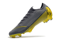 Carregar imagem no visualizador da galeria, CHUTEIRA NIKE MERCURIAL VAPOR 12 FG ELITE &quot;GAME OVER&quot; CINZA/AMARELO
