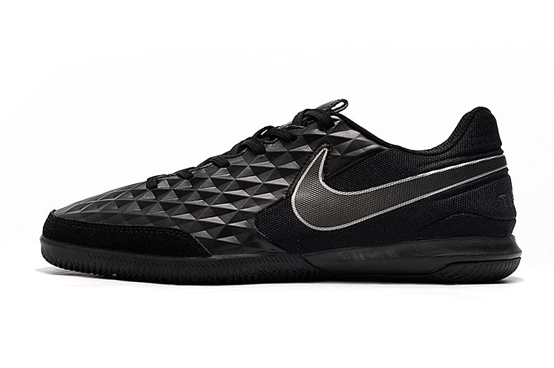 CHUTEIRA NIKE TIEMPO LEGEND 8 IC PRETO/CINZA