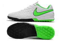 Carregar imagem no visualizador da galeria, CHUTEIRA NIKE TIEMPO LEGEND 8 PRO TF
