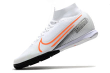 Carregar imagem no visualizador da galeria, CHUTEIRA NIKE MERCURIAL SUPERFLY 7 ELITE IC BRANCO/LARANJA
