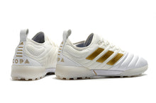 Carregar imagem no visualizador da galeria, CHUTEIRA ADIDAS COPA 19.1 ELITE TF DOURADO/BRANCO
