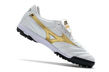 Carregar imagem no visualizador da galeria, MIZUNO MORELIA II AS / TF BRANCA/DOURADO
