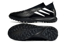 Carregar imagem no visualizador da galeria, Chuteira Adidas Predator Edge1
