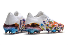 Carregar imagem no visualizador da galeria, ADIDAS Predator Freak.1 Low FG White Spark
