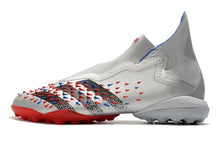 Carregar imagem no visualizador da galeria, ADIDAS Predator Freak+ Society Showpiece
