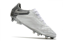 Carregar imagem no visualizador da galeria, NIKE Tiempo Legend 9 Elite FG Focus
