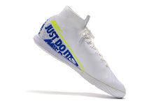 Carregar imagem no visualizador da galeria, CHUTEIRA NIKE MERCURIAL SUPERFLY 7 ELITE IC &quot;BRANCO/AZUL/LOGO AMARELA&quot;
