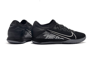 CHUTEIRA NIKE MERCURIAL VAPOR 13 PRO IC PRETO/CINZA/BRANCO