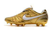 Carregar imagem no visualizador da galeria, CHUTEIRA NIKE TIEMPO LEGEND 7 ELITE FG R10 DOURADO/BRANCO
