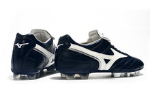 Carregar imagem no visualizador da galeria, CHUTEIRA MIZUNO WAVE CUP LEGEND FG AZUL/BRANCO
