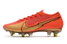 Carregar imagem no visualizador da galeria, CHUTEIRA NIKE MERCURIAL VAPOR 13 ELITE SG CRISTIANO RONALDO
