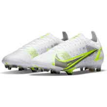 Carregar imagem no visualizador da galeria, Nike Football Vapor 14 Elite FG - Silver Safari 2
