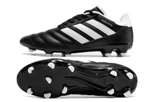 Carregar imagem no visualizador da galeria, Chuteira de Campo ADIDAS Copa Mundial Icon.1 FG Branco/Preto
