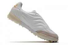 Carregar imagem no visualizador da galeria, ADIDAS Copa Kapitan 21 Society Branco
