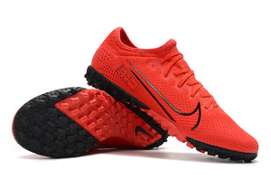 CHUTEIRA NIKE MERCURIAL VAPOR 13 TF VERMELHO/PRETO