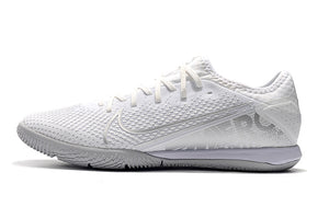 CHUTEIRA NIKE MERCURIAL VAPOR 13 PRO IC BRANCO/CINZA