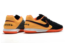 Carregar imagem no visualizador da galeria, CHUTEIRA NIKE TIEMPO LEGEND 8 IC LARANJA/PRETO
