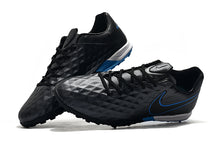 Carregar imagem no visualizador da galeria, CHUTEIRA NIKE TIEMPO LEGEND 8 PRO TF PRETO/AZUL
