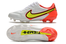 Carregar imagem no visualizador da galeria, NIKE Tiempo Legend 9 Elite FG Black Pack
