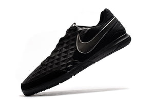 CHUTEIRA NIKE TIEMPO LEGEND 8 IC PRETO/CINZA