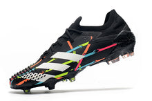 Carregar imagem no visualizador da galeria, CHUTEIRA ADIDAS PREDATOR FG LOW
