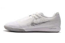 Carregar imagem no visualizador da galeria, CHUTEIRA NIKE PHANTOM VENOM PRO IC &quot;NUOVO WHITE&quot; BRANCO/CINZA
